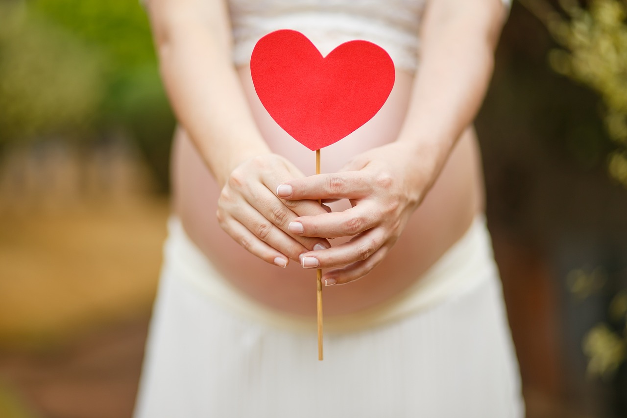 Jak uniknąć pęknięć krocza w czasie porodu?